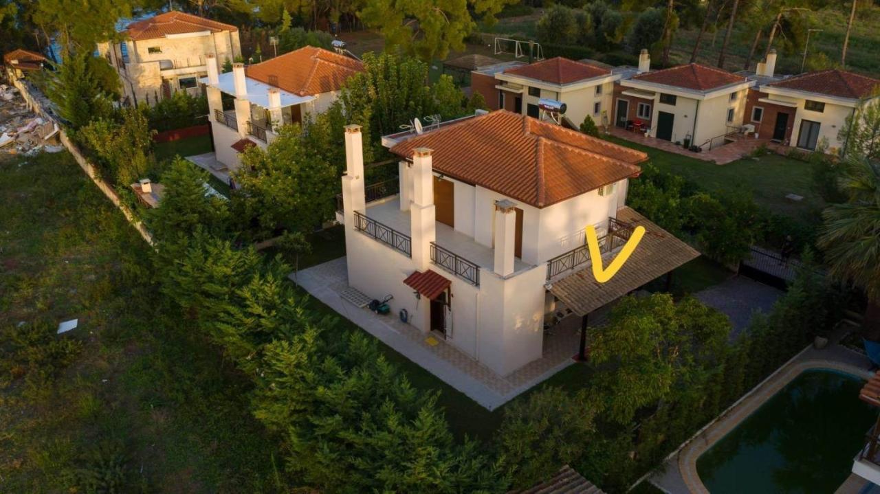 Villa-Danos Áfitos Exterior foto